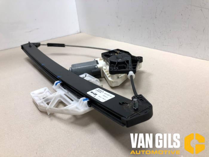 Fönstermekanism för bakre dörr, 4-dörrars, vänster från en Audi Q5 (FYB/FYG) 2.0 50 TFSI e 16V Quattro 2020