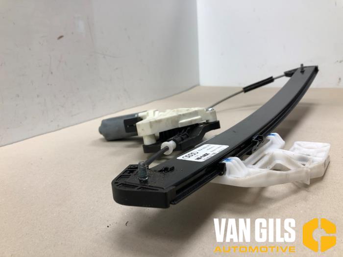 Fönstermekanism för bakre dörr, 4-dörrars, höger från en Audi Q5 (FYB/FYG) 2.0 50 TFSI e 16V Quattro 2020