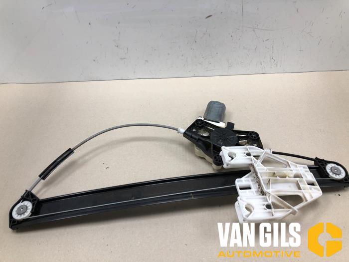 Fönstermekanism för bakre dörr, 4-dörrars, höger från en Audi Q5 (FYB/FYG) 2.0 50 TFSI e 16V Quattro 2020