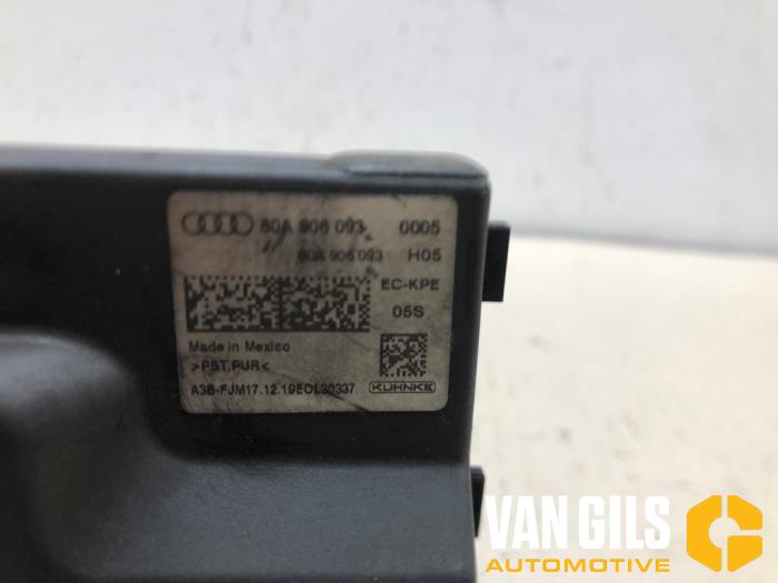 ADM-bränslemodul från en Audi Q5 (FYB/FYG) 2.0 50 TFSI e 16V Quattro 2020