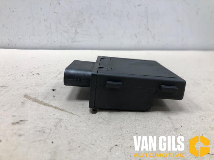 ADM-bränslemodul från en Audi Q5 (FYB/FYG) 2.0 50 TFSI e 16V Quattro 2020