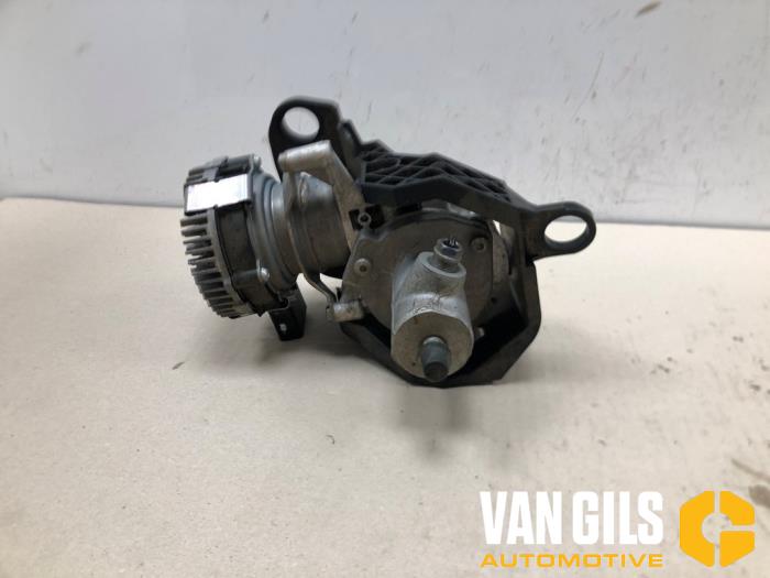 Ackumulator från en Audi Q5 (FYB/FYG) 2.0 50 TFSI e 16V Quattro 2020