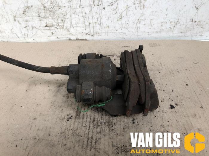 Bakre bromsok, höger från en Mercedes-Benz ML I (163) 270 2.7 CDI 20V 2001