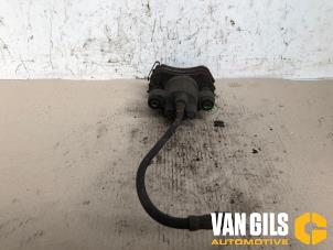 Gebruikte Remklauw (Tang) rechts-achter Mercedes ML I (163) 270 2.7 CDI 20V Prijs € 65,00 Margeregeling aangeboden door Van Gils Automotive