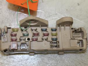 Begagnade Säkringsbox Mazda 323 Fastbreak (BJ14) 2.0 DTiD 16V Pris € 75,00 Marginaltabell erbjuds av Van Gils Automotive