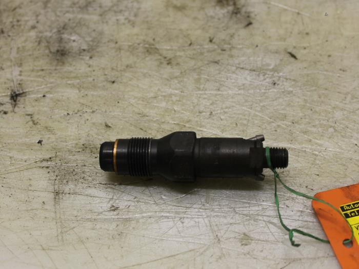 Insprutare (diesel) från en Peugeot 206 (2A/C/H/J/S) 1.9 D 2001