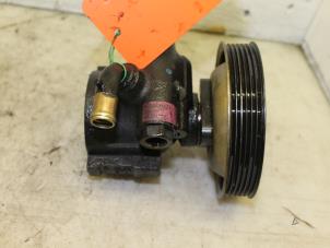 Używane Pompa wspomagania kierownicy Alfa Romeo 156 (932) 1.8 Twin Spark 16V Cena € 60,00 Procedura marży oferowane przez Van Gils Automotive