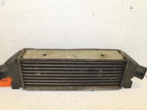 Begagnade Laddluftkylare Ford Transit 2.4 TDdi 16V 300M Pris € 60,00 Marginaltabell erbjuds av Van Gils Automotive