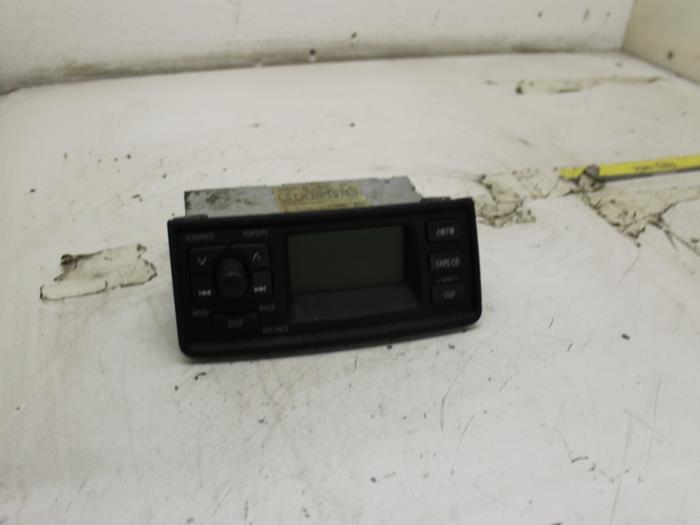 Navigatie Display van een Toyota Yaris (P1) 1.3 16V VVT-i 2003