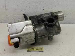 Używane Zawór EGR Renault Megane II Grandtour (KM) 1.5 dCi 80 Cena € 60,00 Procedura marży oferowane przez Van Gils Automotive