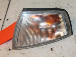 Begagnade Indikator, vänster Mitsubishi Colt (CJ) 1.6 GLXi 16V Pris € 30,00 Marginaltabell erbjuds av Van Gils Automotive