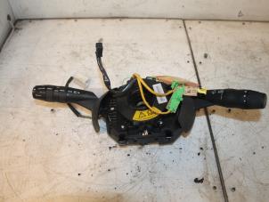 Gebruikte Combischakelaar Stuurkolom Maserati Quattroporte V 4.2 Biturbo V8 32V Prijs € 250,00 Margeregeling aangeboden door Van Gils Automotive