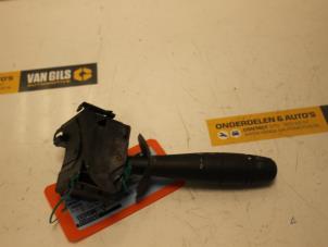 Begagnade Indikatorbrytare Renault Laguna II Grandtour (KG) 2.2 dCi 150 16V Pris € 35,00 Marginaltabell erbjuds av Van Gils Automotive