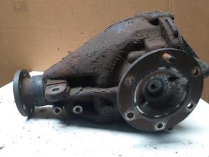 Begagnade Bakre differential Mitsubishi Pajero Hardtop (V6/7) 3.2 DI-D 16V Pris € 450,00 Marginaltabell erbjuds av Van Gils Automotive