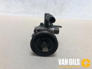 Gebruikte Pomp Servo Hyundai Accent 1.3i 12V Prijs € 60,00 Margeregeling aangeboden door Van Gils Automotive