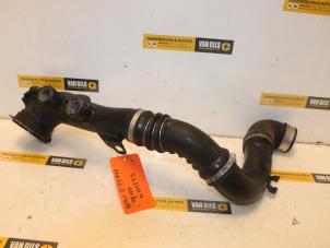 Begagnade Turboslang BMW 3 serie (E92) 335i 24V Pris € 76,00 Marginaltabell erbjuds av Van Gils Automotive