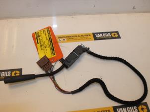 Gebruikte Cruise Control Mercedes SLK (R170) 2.0 200 K 16V Prijs € 40,00 Margeregeling aangeboden door Van Gils Automotive