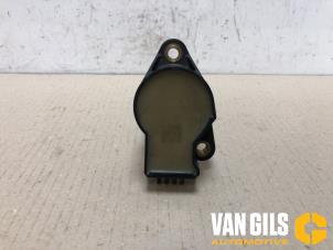 Gebruikte Bobine Mercedes SLK (R171) 3.5 350 V6 24V Prijs € 30,00 Margeregeling aangeboden door Van Gils Automotive