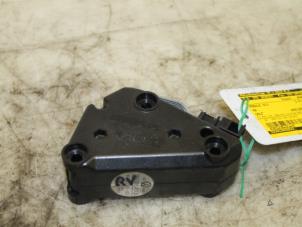 Begagnade Modul (diverse) Volkswagen Golf V (1K1) 1.6 FSI 16V Pris € 50,00 Marginaltabell erbjuds av Van Gils Automotive