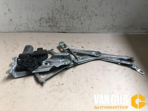 Gebruikte Ruitmechaniek 2Deurs links-voor Opel Astra G (F08/48) 1.6 16V Prijs € 50,00 Margeregeling aangeboden door Van Gils Automotive