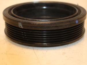 Gebruikte Krukas Poelie Volkswagen Tiguan (5N1/2) 2.0 TDI 16V 4Motion Prijs € 36,30 Inclusief btw aangeboden door Van Gils Automotive