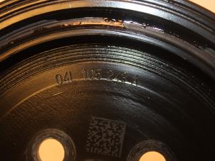 Gebruikte Krukas Poelie Volkswagen Touran (5T1) 2.0 TDI 110 Prijs € 36,30 Inclusief btw aangeboden door Van Gils Automotive