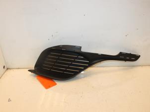 Begagnade Främre stötfångare, komponent på vänster sida Peugeot 308 SW (L4/L9/LC/LJ/LR) 1.2 12V e-THP PureTech 110 Pris € 30,00 Marginaltabell erbjuds av Van Gils Automotive