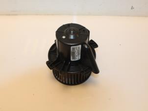 Gebruikte Chaufage Ventilatiemotor Citroen C4 Berline (LC) 1.6 16V VTi 120 Prijs € 30,00 Margeregeling aangeboden door Van Gils Automotive