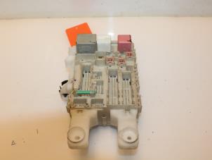 Begagnade Säkringsbox Toyota RAV4 (A3) 2.2 D-CAT 16V 4x4 Pris € 88,00 Marginaltabell erbjuds av Van Gils Automotive