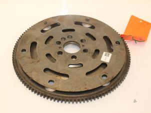 Używane Kolo zamachowe BMW X1 (E84) sDrive 18i 2.0 16V Cena € 149,00 Procedura marży oferowane przez Van Gils Automotive