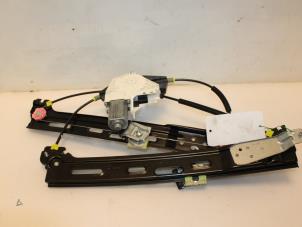 Begagnade Fönstermekanism för bakre dörr, 4-dörrars, höger Volkswagen Sharan (7N) 2.0 TDI 16V 4Motion Pris € 105,27 Inklusive moms erbjuds av Van Gils Automotive