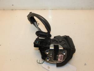 Gebruikte Portierslot Mechaniek 4Deurs rechts-achter Kia Niro I (DE) 1.6 GDI Hybrid Prijs € 43,00 Margeregeling aangeboden door Van Gils Automotive