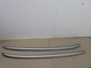 Gebruikte Dakrail set Kia Niro I (DE) 1.6 GDI Hybrid Prijs € 199,00 Margeregeling aangeboden door Van Gils Automotive