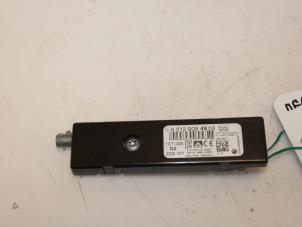 Gebruikte Antenne Versterker Mercedes E (W212) E-300 V6 24V BlueEFFICIENCY 4-Matic Prijs € 30,00 Margeregeling aangeboden door Van Gils Automotive