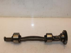 Begagnade Balansaxel Volkswagen Golf VII (AUA) 2.0 TDI 16V Pris € 136,00 Marginaltabell erbjuds av Van Gils Automotive