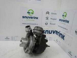 Gebruikte Turbo Renault Scénic II (JM) 2.0 dCi 16V 150 Prijs € 25,33 Margeregeling aangeboden door Snuverink Autodemontage