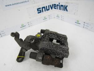 Usagé Zacisk hamulcowy lewy tyl Peugeot 308 SW (L4/L9/LC/LJ/LR) 1.6 BlueHDi 120 Prix € 36,29 Prix TTC proposé par Snuverink Autodemontage