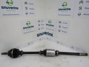 Begagnade Drivaxel, höger fram Peugeot 306 Pris € 39,98 Marginaltabell erbjuds av Snuverink Autodemontage