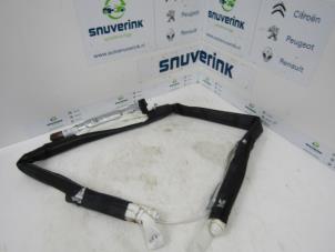 Używane Kurtyna lewa Peugeot 508 (8D) 2.0 Hybrid4 16V Cena € 60,50 Z VAT oferowane przez Snuverink Autodemontage