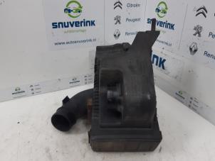 Begagnade Luftfilterhus Renault Modus/Grand Modus (JP) 1.2 16V TCE 100 Pris € 34,98 Marginaltabell erbjuds av Snuverink Autodemontage