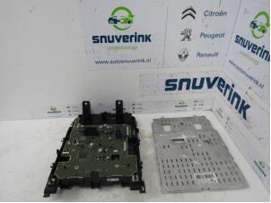 Gebruikte Display Interieur Renault Talisman (RFDL) 1.6 Energy TCe 150 EDC Prijs € 92,57 Inclusief btw aangeboden door Snuverink Autodemontage