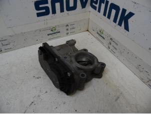 Używane Przepustnica Renault Megane III Grandtour (KZ) 1.4 16V TCe 130 Cena € 40,49 Procedura marży oferowane przez Snuverink Autodemontage