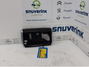 Gebruikte Dashboard deel Peugeot 2008 (CU) 1.2 Vti 12V PureTech 82 Prijs € 24,99 Margeregeling aangeboden door Snuverink Autodemontage