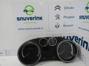 Begagnade Instrumentpanel Peugeot 308 (4A/C) 1.6 VTI 16V Pris € 62,10 Marginaltabell erbjuds av Snuverink Autodemontage