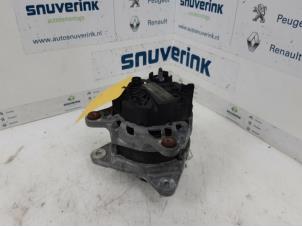 Begagnade Dynamo Renault Clio IV (5R) 0.9 Energy TCE 90 12V Pris € 64,98 Marginaltabell erbjuds av Snuverink Autodemontage