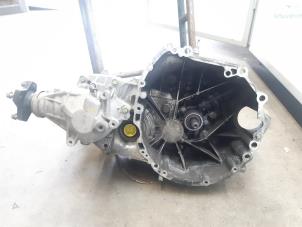 Gebruikte Versnellingsbak Renault Koleos I 2.5 16V 4x4 Prijs € 449,98 Margeregeling aangeboden door Snuverink Autodemontage