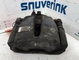 Gebruikte Remklauw (Tang) rechts-voor Citroen DS3 (SA) 1.6 16V VTS THP 155 Prijs € 26,99 Margeregeling aangeboden door Snuverink Autodemontage