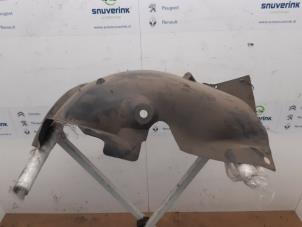 Begagnade Isolering, hjulhus Fiat Ducato (230/231/232) 2.5 TDI Pris € 30,65 Inklusive moms erbjuds av Snuverink Autodemontage