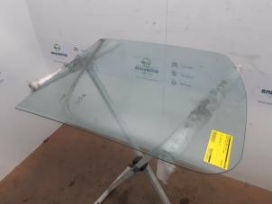 Begagnade Dörrfönster, 2-dörrars, vänster Renault Trafic New (FL) 2.0 dCi 16V 90 Pris € 54,43 Inklusive moms erbjuds av Snuverink Autodemontage