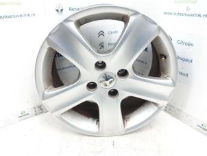 Begagnade Hjul Peugeot 307 SW (3H) 2.0 16V Pris € 34,98 Marginaltabell erbjuds av Snuverink Autodemontage